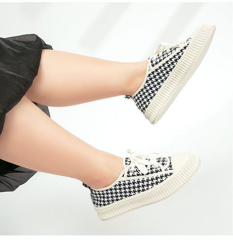 Wide-foot Casual Flat Sneakers Women's Platform Lace-up Large Size Women's Shoes